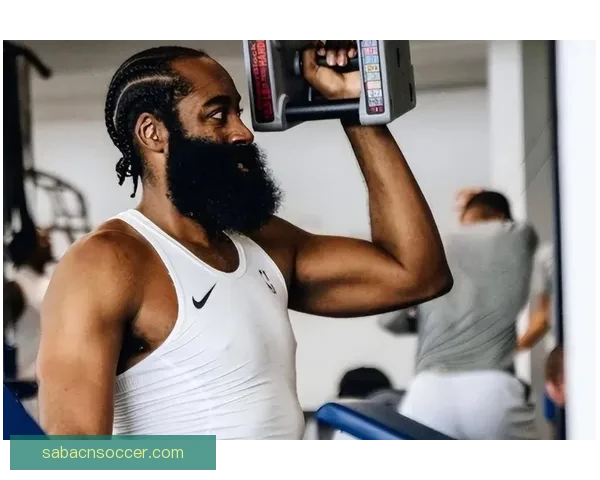 斯特鲁斯手感火热今夜投篮如有神助获哈登盛赞巨大肯定与荣幸时刻 斯特鲁斯手感火热今夜投篮如有神助获哈登盛赞巨大肯定与荣幸时刻