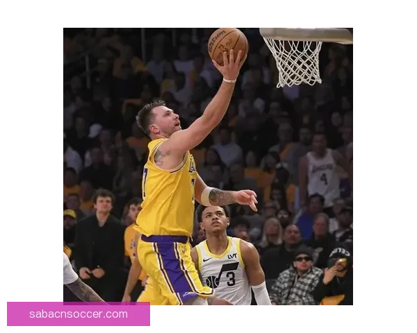 追梦盛赞东契奇携手詹姆斯湖人双核驱动任何对手都有机会击败